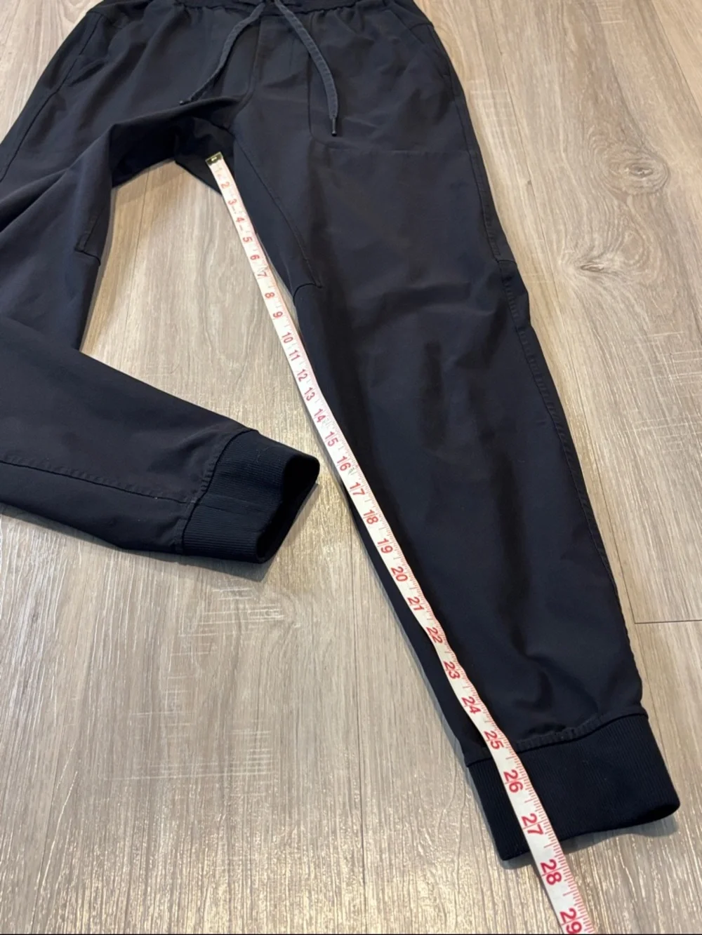 Lululemon Men’s Performance Jogger in black